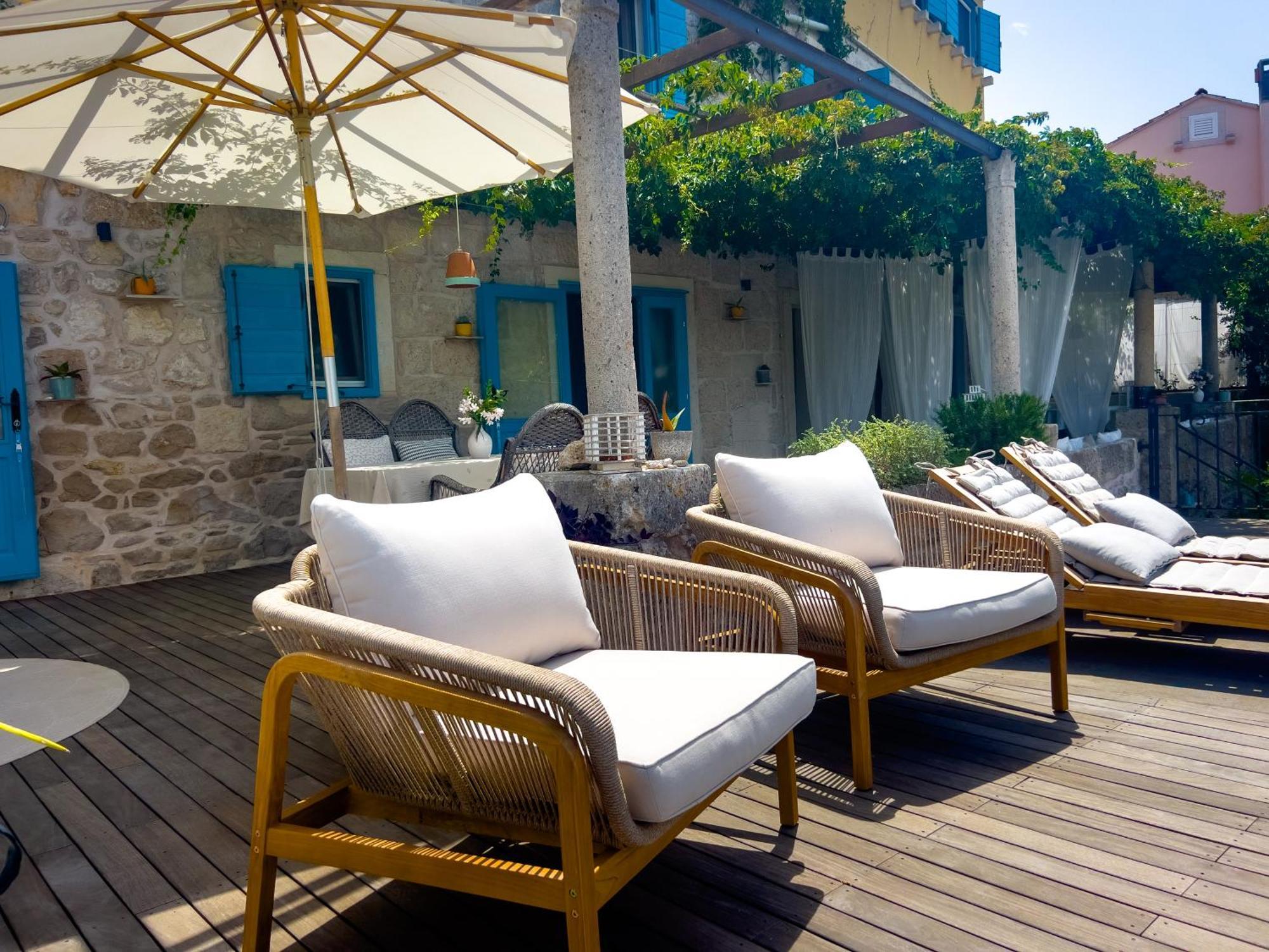 Eco Aparthotel The Dreamers'S Club Lumbarda Exterior foto
