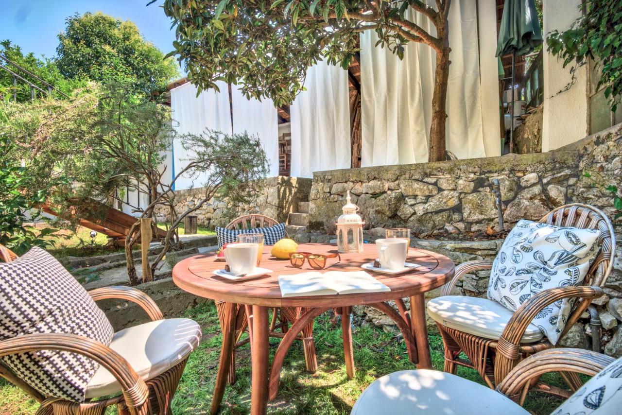 Eco Aparthotel The Dreamers'S Club Lumbarda Exterior foto